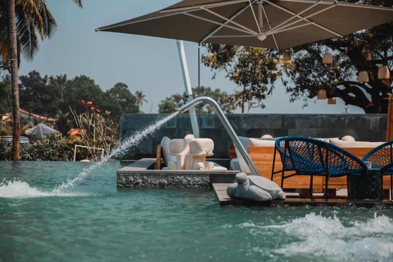 Baale Resort Goa Arpora Exterior photo
