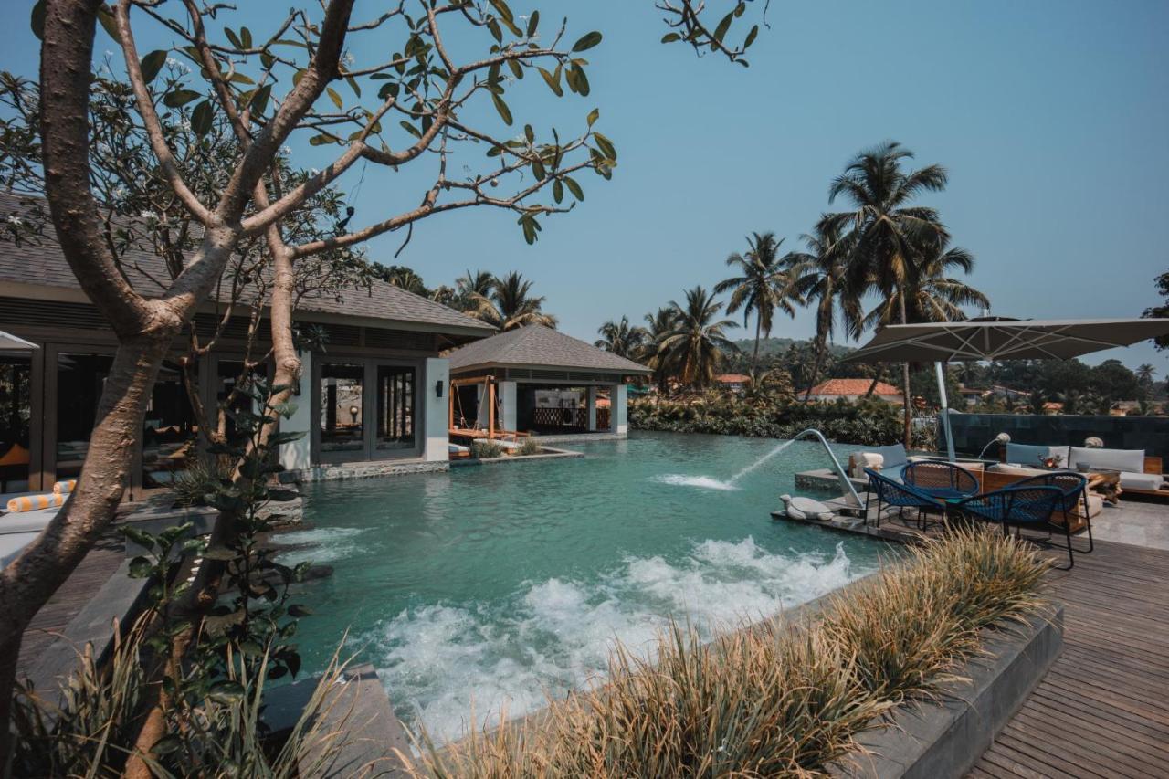 Baale Resort Goa Arpora Exterior photo