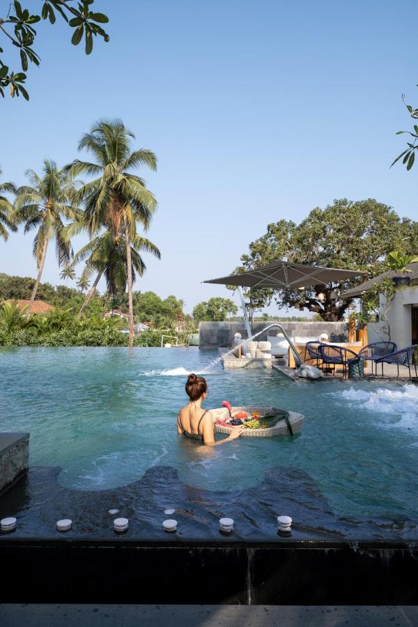 Baale Resort Goa Arpora Exterior photo