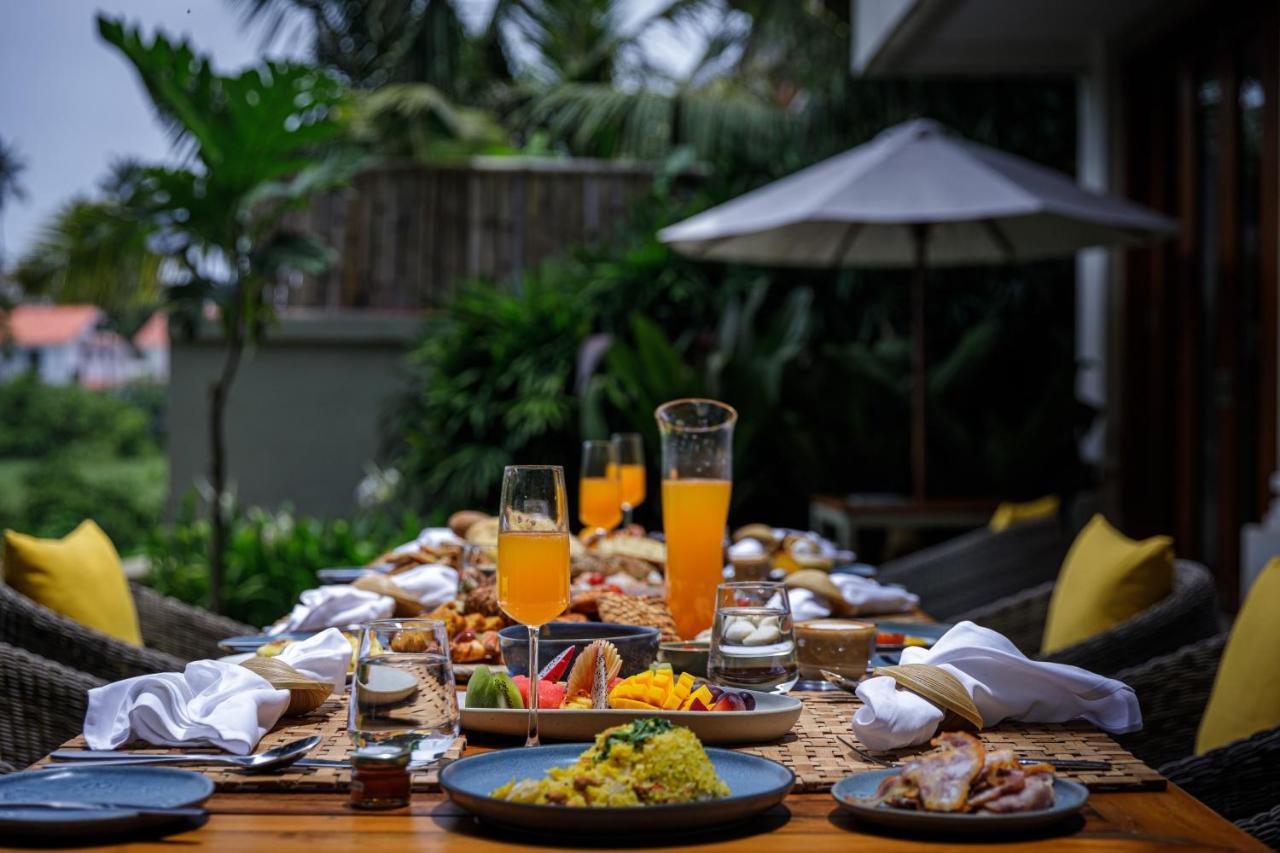Baale Resort Goa Arpora Exterior photo