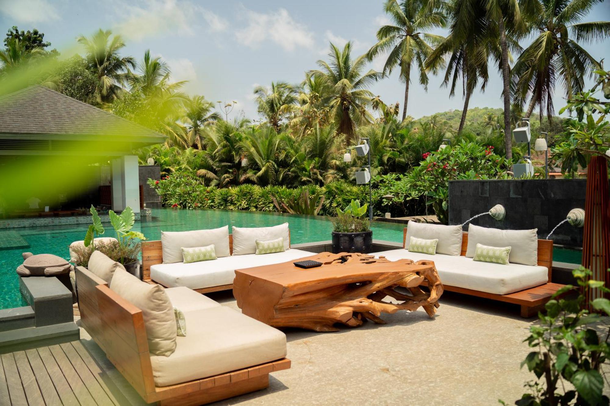 Baale Resort Goa Arpora Exterior photo