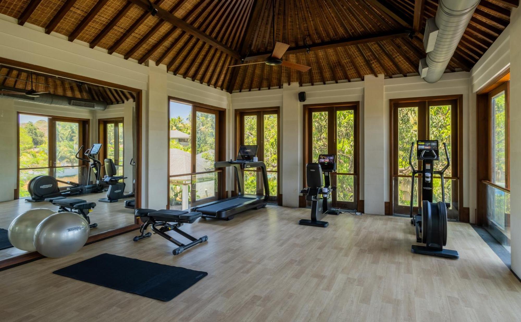 Baale Resort Goa Arpora Exterior photo